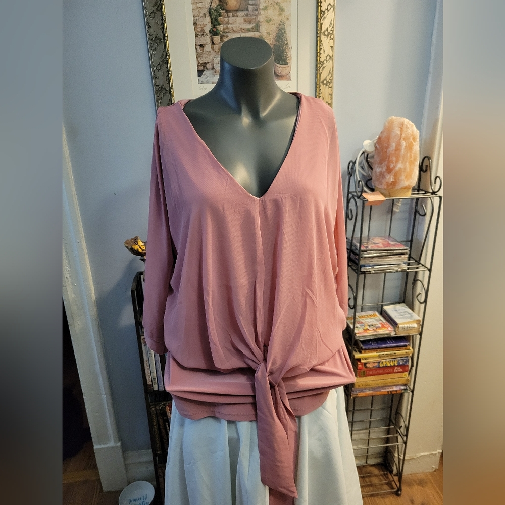 Elegant Mauve V-Neck Tie-Front Blouse